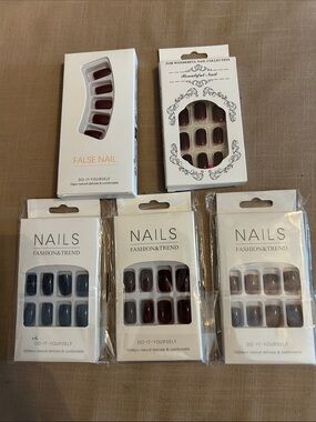 NWT Press-On Set — Assorted colors